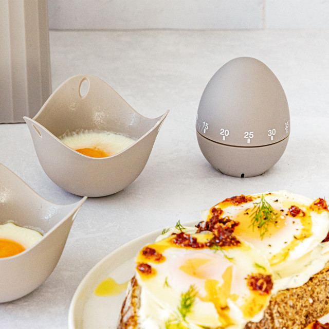Kitchen Inspire Egg Timer with eggs