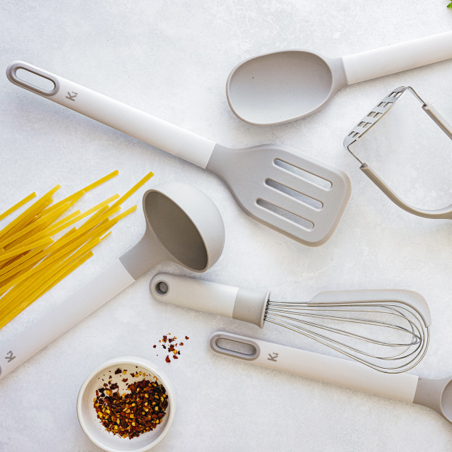 Kitchen Inspire Silicone Slotted Turner with other utensils
