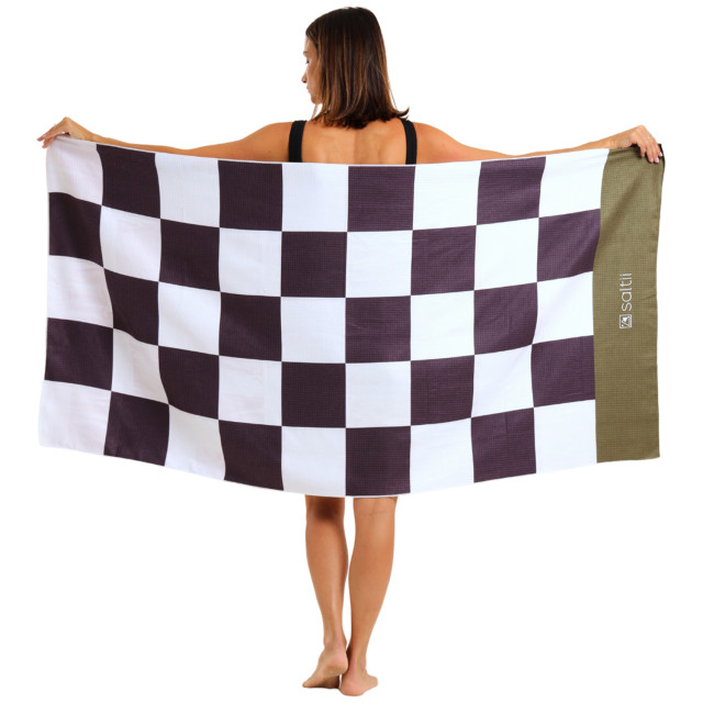 Saltii Kraalbaai Summer Waffle Beach Towel, 80cm x 160cm showing scale