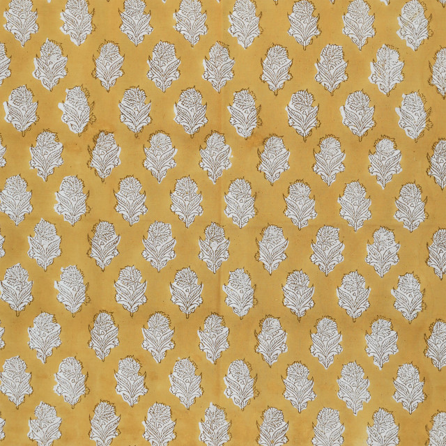 India Ink Mustard Daisy Bliss Pillowcases, Set of 2 detail