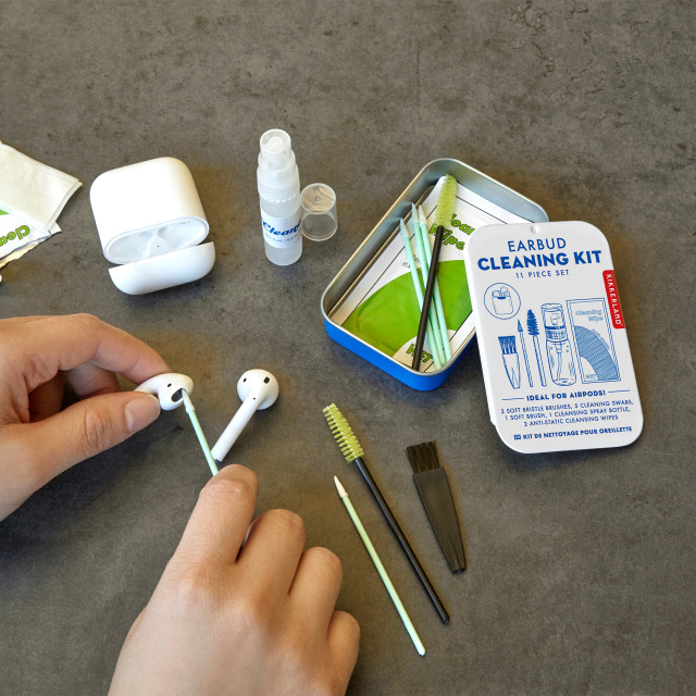 Kikkerland Earbud Cleaning Kit cleaning earbuds