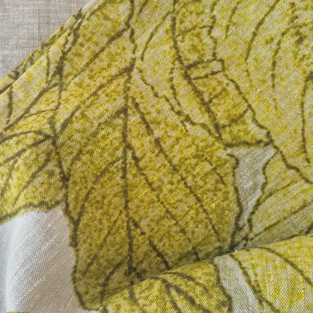 Cara Saven 4 Decor Linen Jane Tablecloth detail