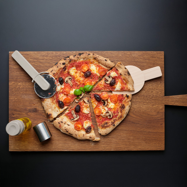 Zone Denmark Singles Pizza Set, 3-Piece with pizza on a chopping board