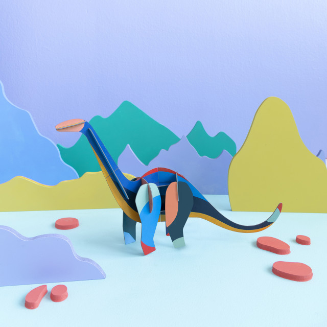 Studio ROOF 3D Paper Dinosaur Figurine - Giant Diplodocus