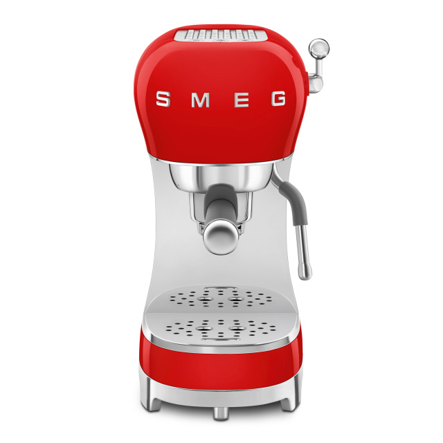 Smeg Retro Manual Espresso Coffee Machine - Fiery Red angle