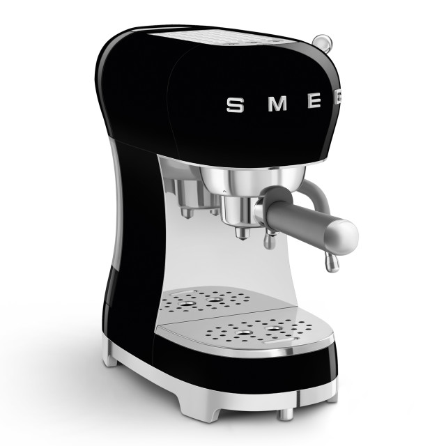 Smeg Retro Manual Espresso Coffee Machine - Glossy Black angle