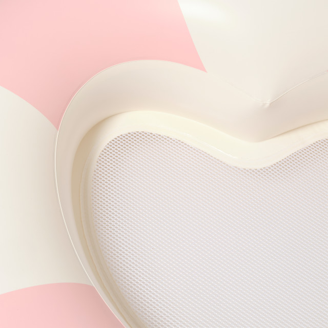 Sunnylife Luxe Tube Pool Ring - Stole My Heart Pink Stripe detail