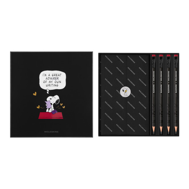 Moleskine Peanuts Notebook & Blackwing Pencils Set packaging