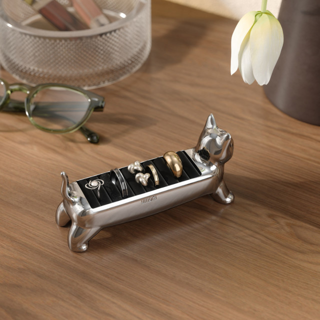 Umbra Ali Ring Holder - Chrome with rings on a desk
