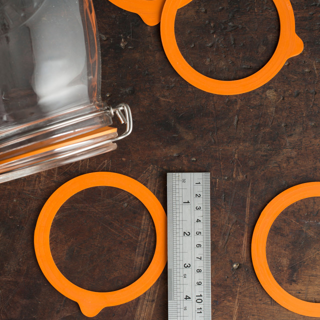 Kilner Replacement Seals for 3L Clip Top Jars, Set of 6 on the table
