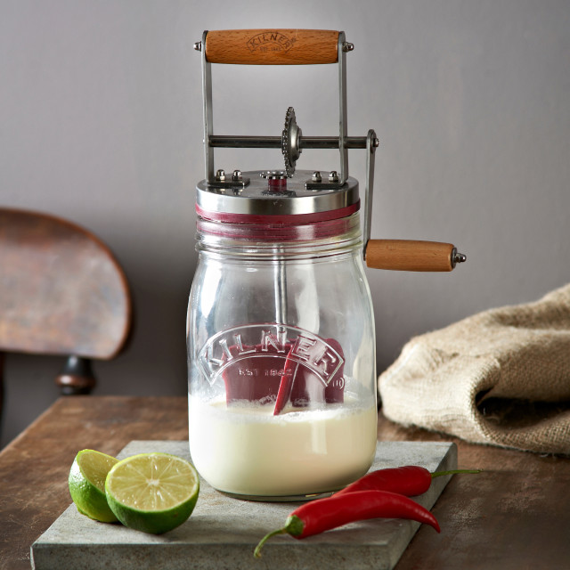 Kilner Butter Churner, 1L with milk