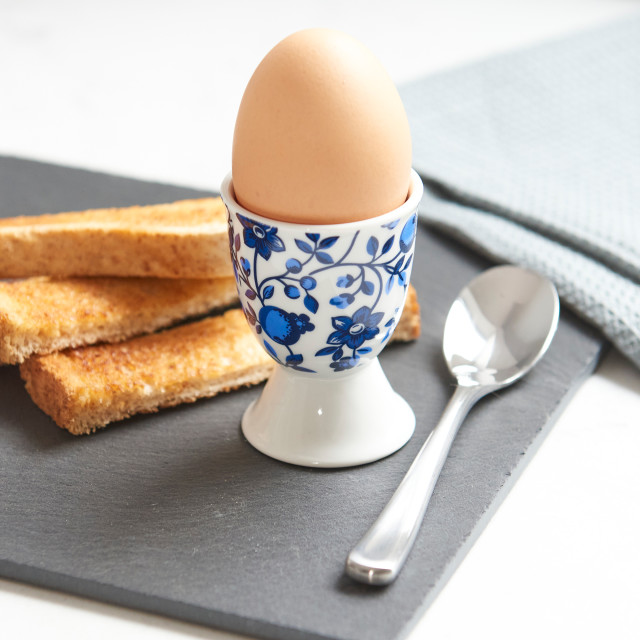 KitchenCraft Traditional Porcelain Hen Egg Cup on a tray