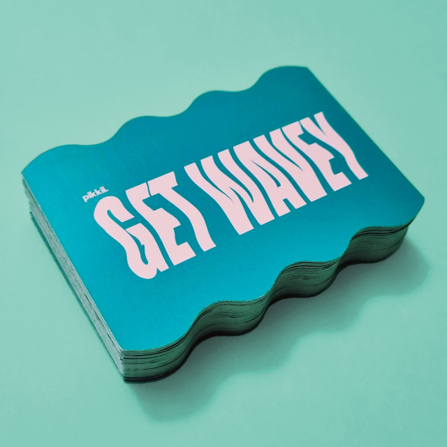 Pikkii Get Wavey with cards