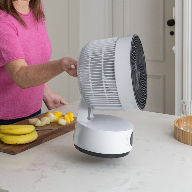 Meaco Sefte Portable Rechargeable Air Circulator Desktop Fan on the kitchen counter
