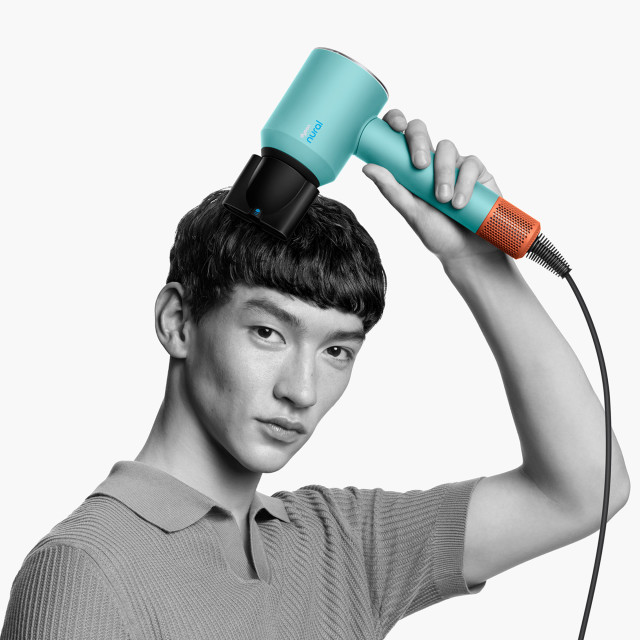 Dyson Supersonic Nural Hair Dryer - Ceramic Patina/Topaz drying hair