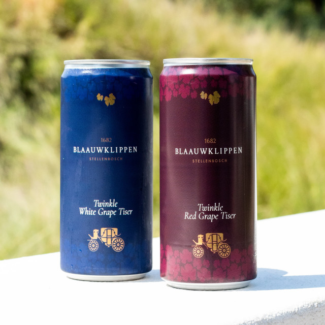 Blaauwklippen Twinkle Tizer, Pack of 6 white grape and red grape cans