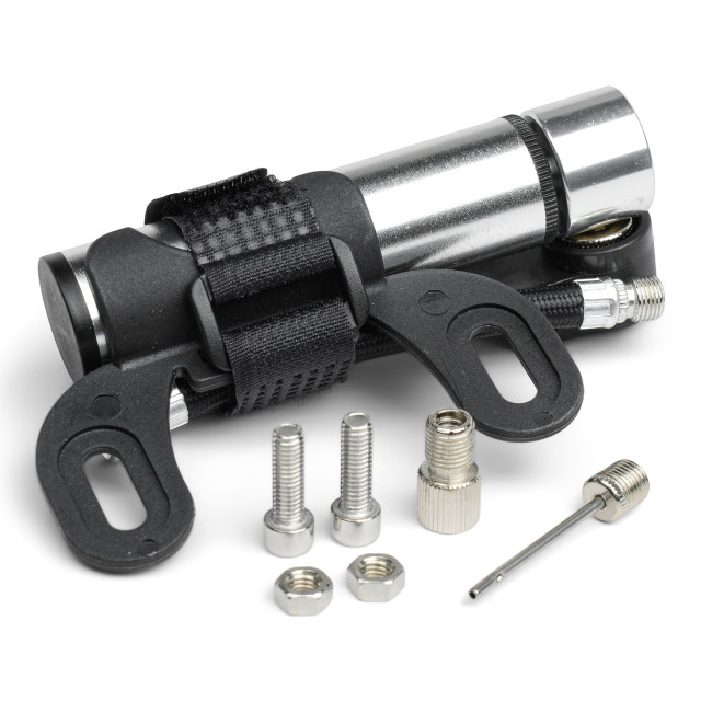 Gentlemens Hardware Mini Bicycle Pump detail