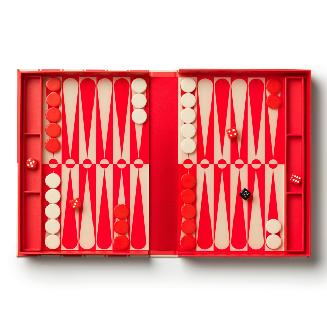 Printworks Classic Art of Backgammon - Red/Cream angle