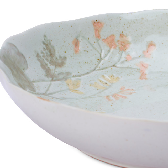 Humble & Mash Nostalgia Stoneware Serving Bowl, 30.5cm close up of floral design