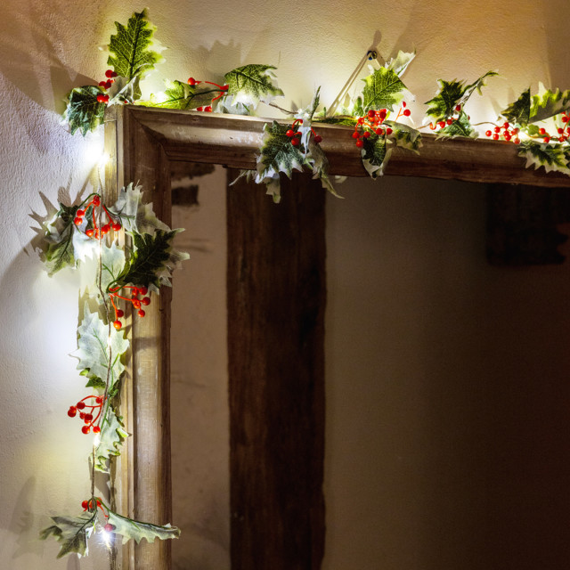 Talking Tables Holly Christmas LED String Lights, 2.2m on the wall