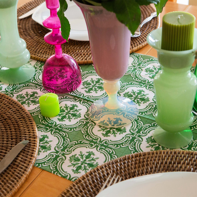 Tavola Floral Tile Paper Table Runners, Pack of 4
