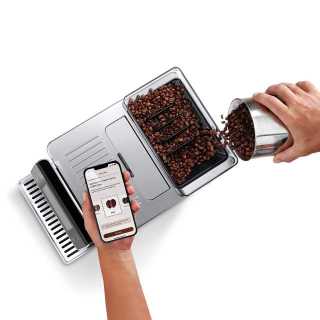 DeLonghi PrimaDonna Aromatic Bean to Cup Coffee Machine, ECAM630.75.TM detail