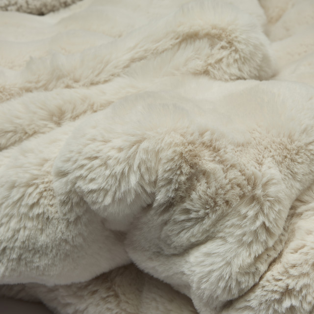 Thread Office Luxury Fur Blanket, 200cm x 220cm - Ivory 