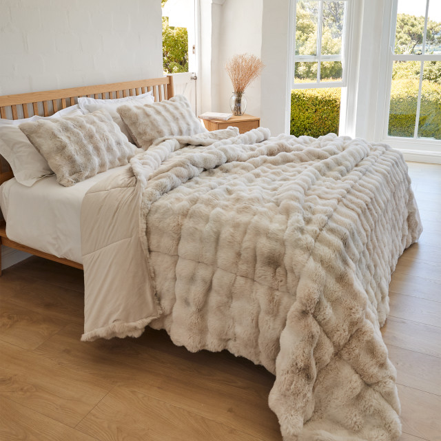 Thread Office Natural Lux Fur Comforter - King/Super King