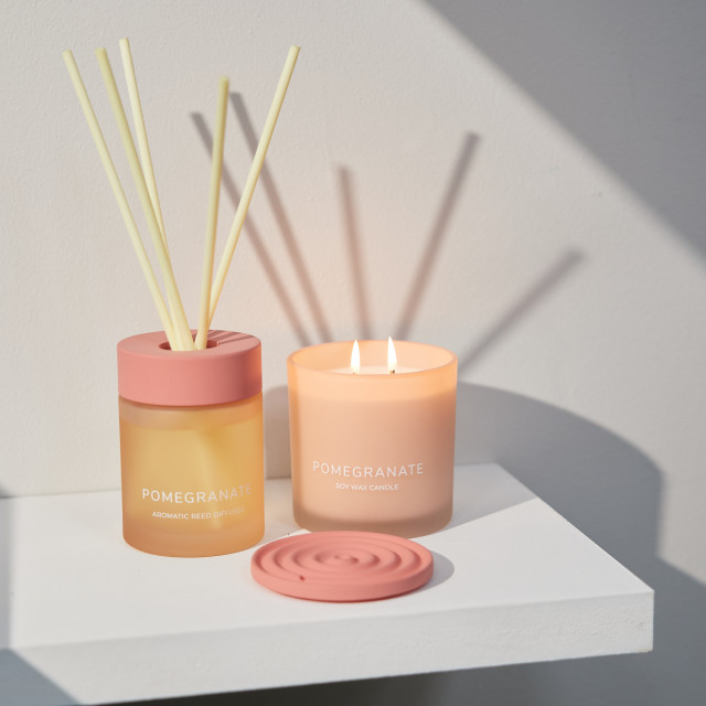 Humble & Mash Serenity Fresh Pomegranate Scented Filled Candle, 280g