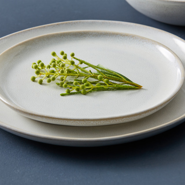 Salisbury & Co White Capri Dinner Set, 12-Piece on the table