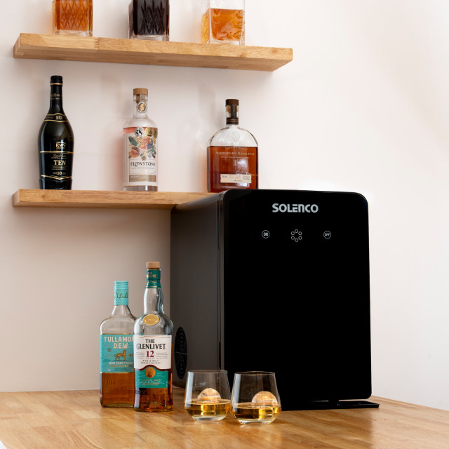 Solenco Sphere Ball Ice Maker on the kitchen counter