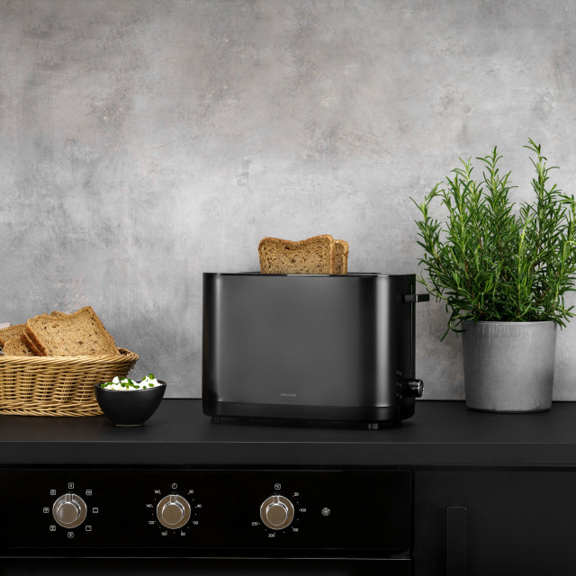 Zwilling Enfinigy 2-Slice Toaster with Bun Warmer, 1000W with bread on the kitchen counter