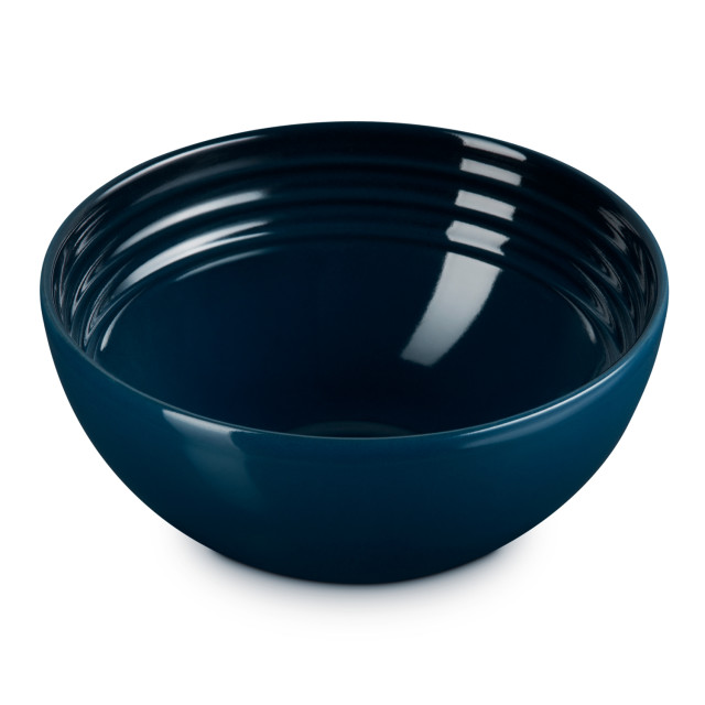 Le Creuset Nuit Snack Bowl, 12cm angle