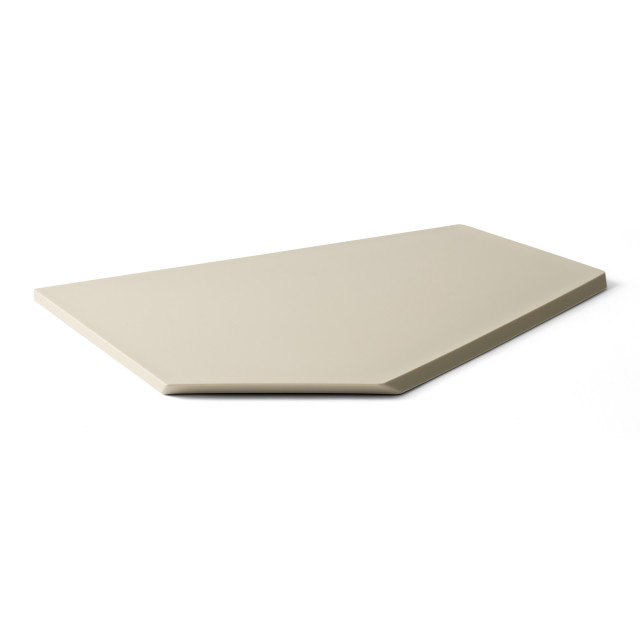 Crushgrind Zurich Large Cutting Board - Cumin angle