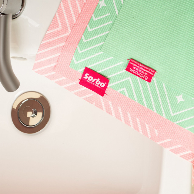 Sorbo Bathroom Wonder Cloths, 2-Piece on the basin