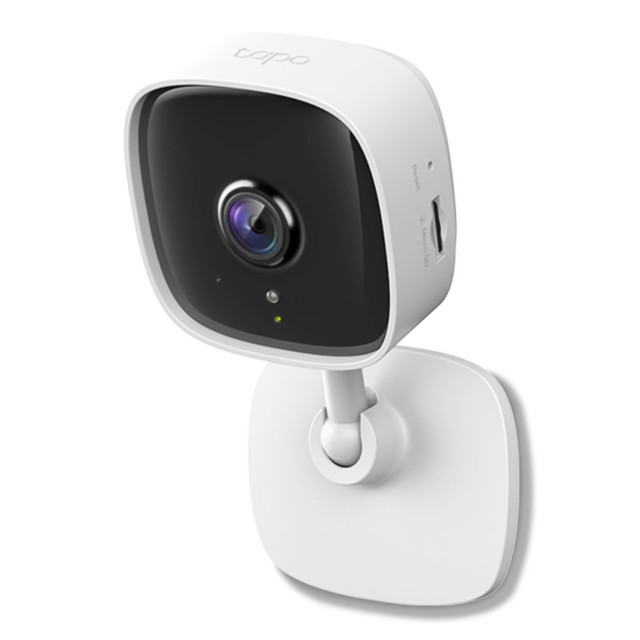 TP Link Tapo C100 Home Security Wi-Fi Camera angle