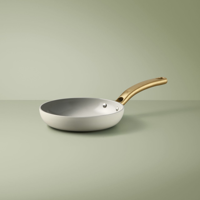 Wolstead Ivory Mineral Non-Stick Frying Pan - 20cm