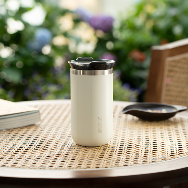 Wacaco Octaroma White Vacuum Insulated Travel Mug, 300ml