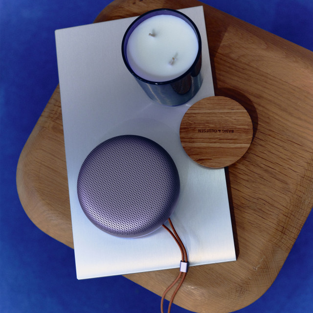 Bang & Olufsen Beosound A1 3rd Gen Portable Speaker - Lavender Purple