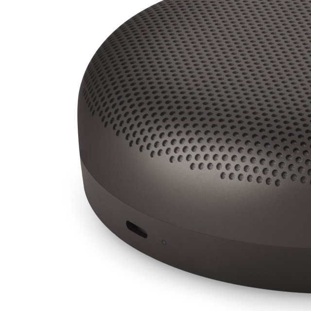 Bang & Olufsen Beosound A1 3rd Gen Portable Speaker - Warm Granite