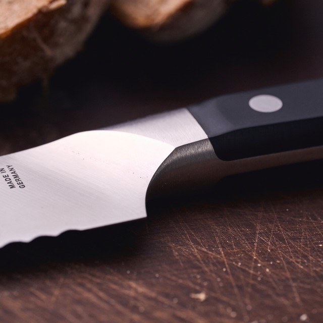 Zwilling Pro Bread Knife, 20cm