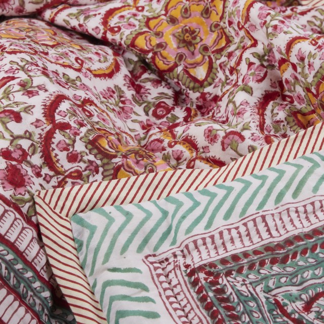 Thread Office Delhi Quilt, 220cm x 270cm