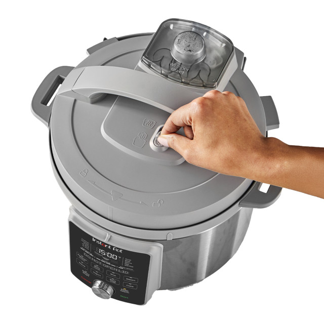 Instant Pot Duo Plus Whisper Quiet 9-in-1 Smart Cooker, 8L