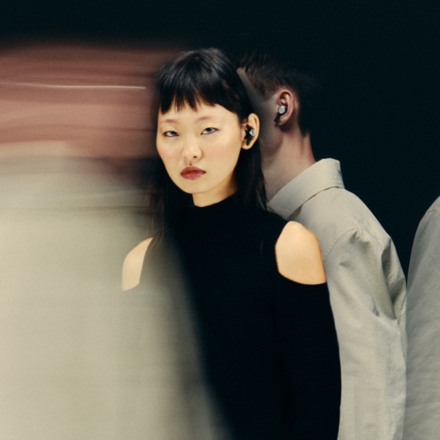 Bang & Olufsen Beoplay Eleven Wireless Earbuds - Natural Aluminium