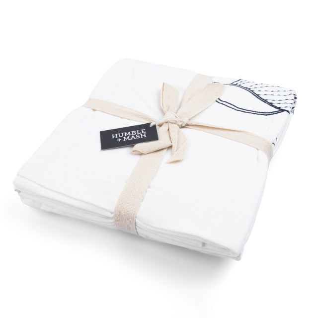 Humble & Mash Sea Life Embroidered Tablecloth, 275cm