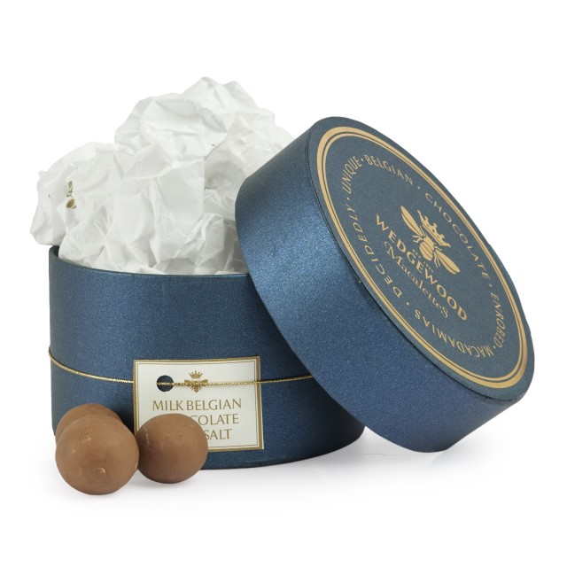 Wedgewood Nougat Milk Belgian Chocolate & Sea Salt Macadamias in Macalette Hat Box