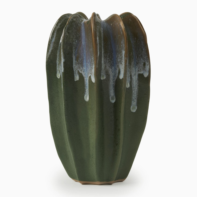 Thread Office Green Reactive Glaze Shell Vase