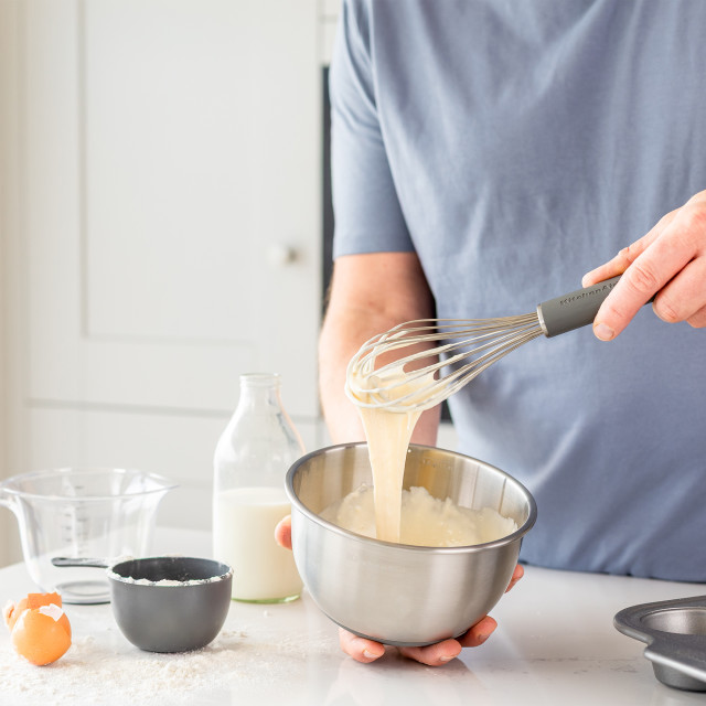 KitchenAid Classic Utility Whisk - Charcoal Grey