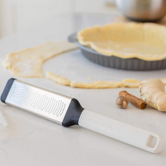 KitchenAid Classic Fine Etched Grater - Porcelain White
