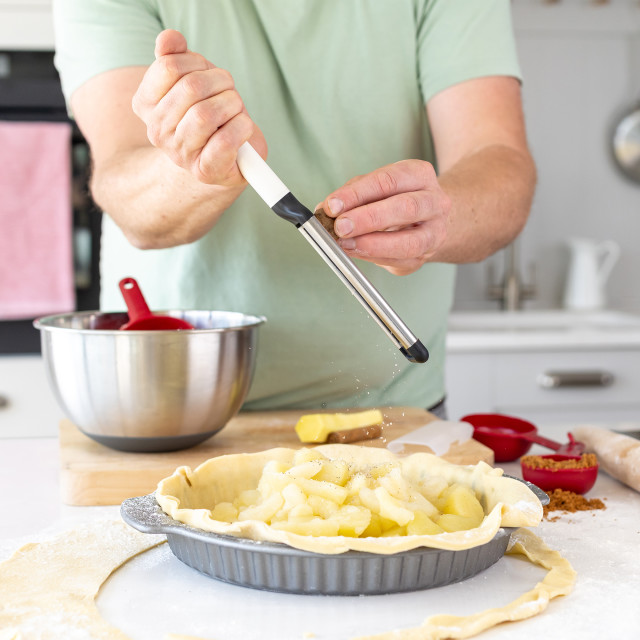 KitchenAid Classic Fine Etched Grater - Porcelain White